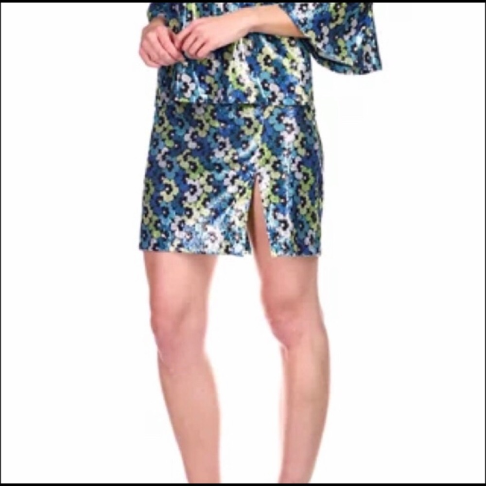 NWT MICHAEL KORS Sequin Mini Skirt, SIze Medium